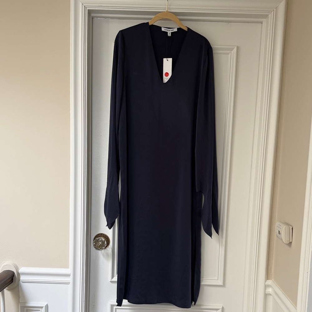 Elizabeth and James Midnight Blue Long Sleeve Dress